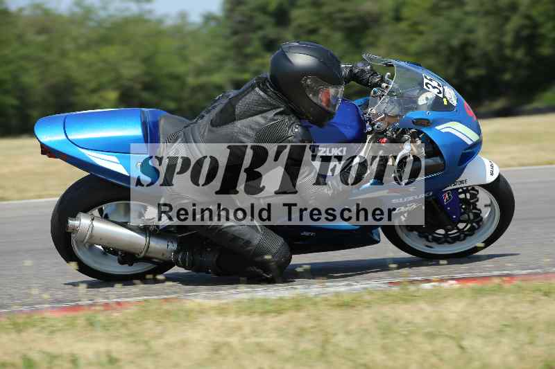 /Archiv-2023/28 05.06.2023 Moto Club Anneau du Rhin/vert-medium/35